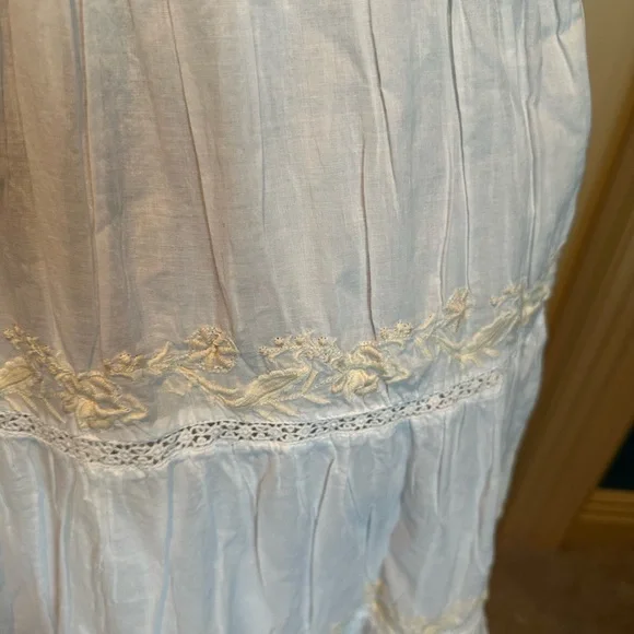 Elegant White Sleeveless Dress with details by Joie - Picture 4 of 6